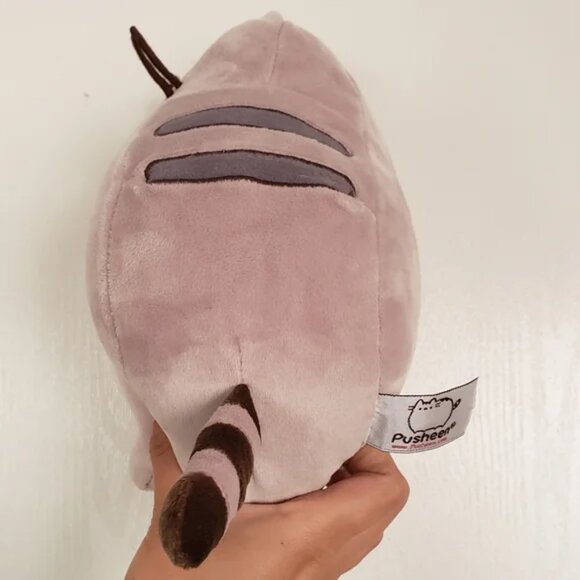 Pusheen Cat Plushie - Picture 5 of 5